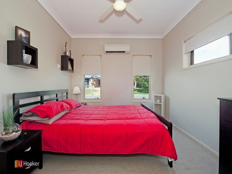 12 Brockman Street, North Lakes QLD 4509