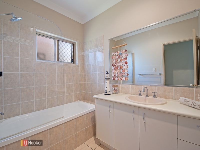 12 Brockman Street, North Lakes QLD 4509