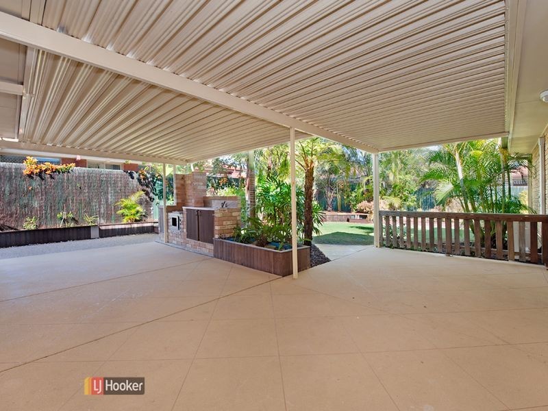 2 Elizabeth Place, Brighton QLD 4017