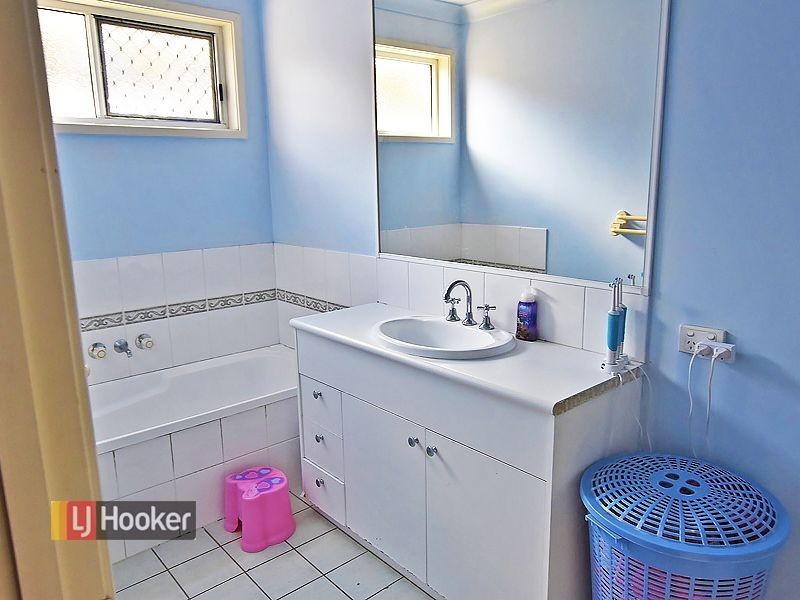 1 Holland Crescent, Wynnum West QLD 4178