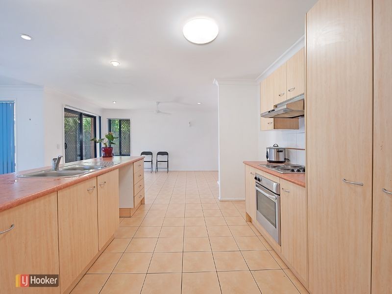 5 Fig Tree Place, Bracken Ridge QLD 4017