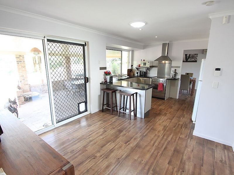 18 Wyara Court, Petrie QLD 4502