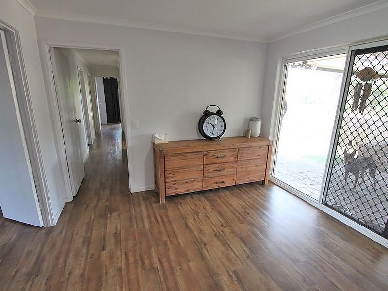 18 Wyara Court, Petrie QLD 4502