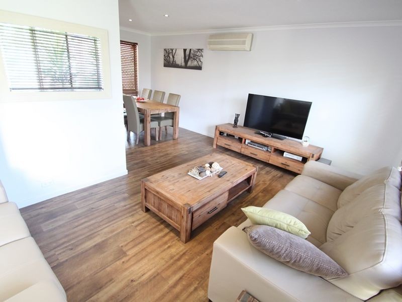 18 Wyara Court, Petrie QLD 4502