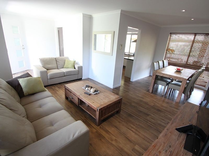 18 Wyara Court, Petrie QLD 4502