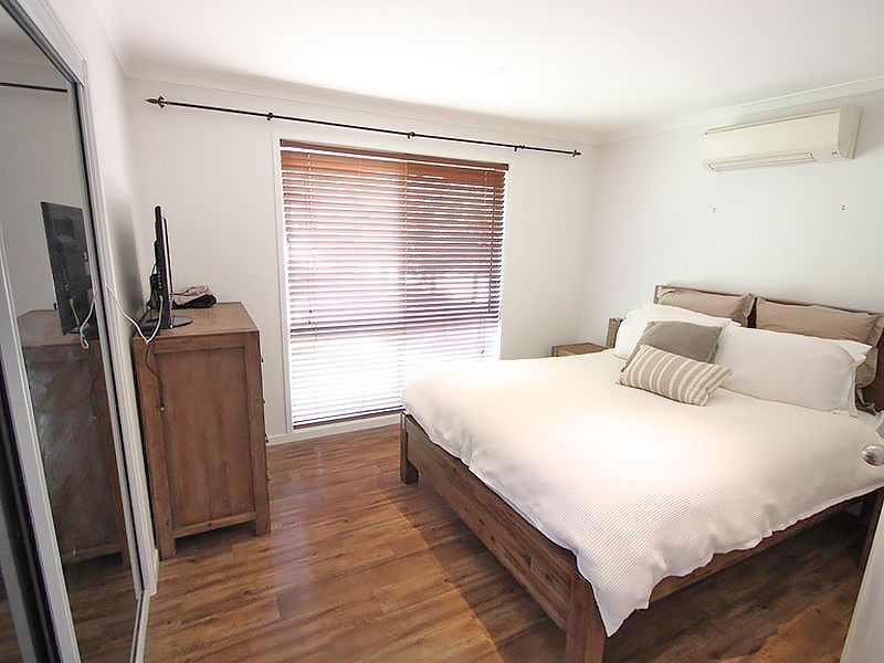 18 Wyara Court, Petrie QLD 4502