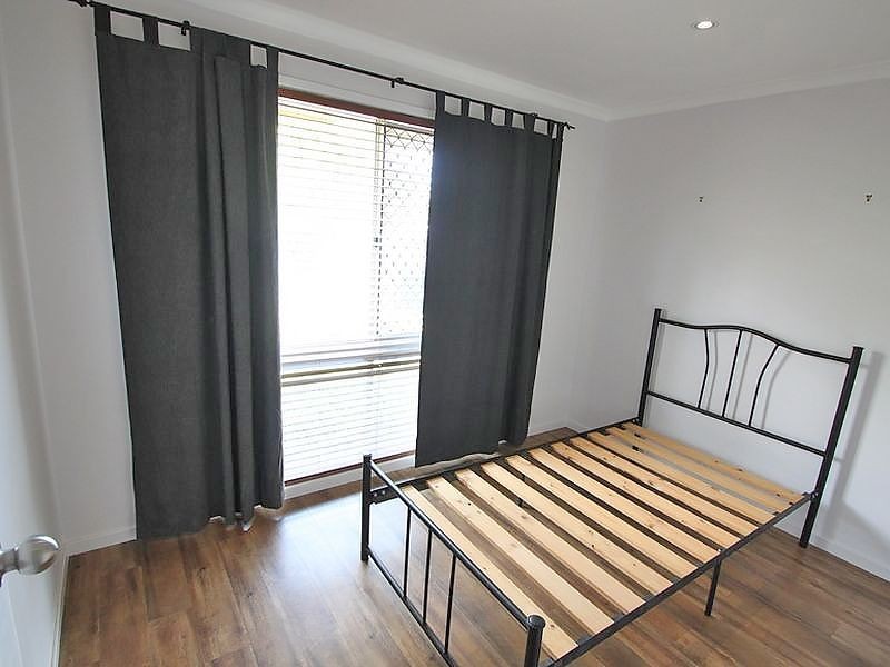 18 Wyara Court, Petrie QLD 4502