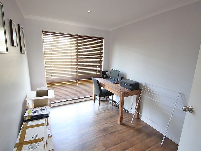 18 Wyara Court, Petrie QLD 4502