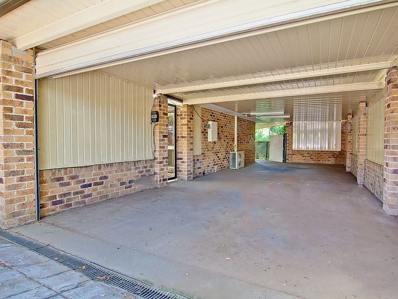 18 Wyara Court, Petrie QLD 4502