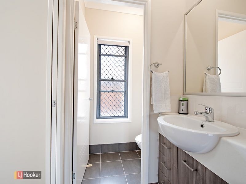 21 Trump Circuit, North Lakes QLD 4509