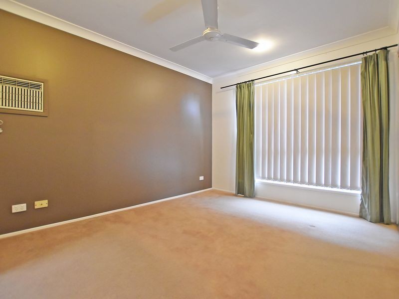 2 Acacia Crescent, Kallangur QLD 4503