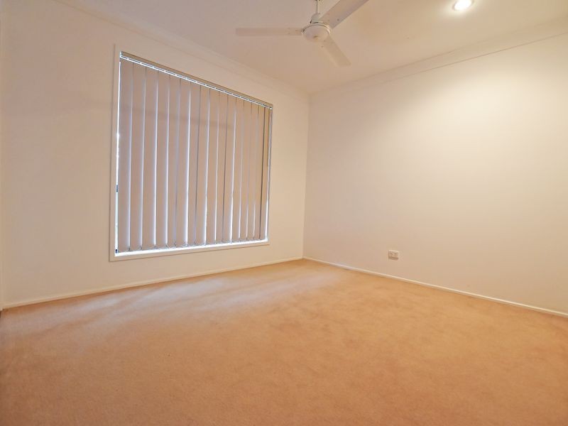 2 Acacia Crescent, Kallangur QLD 4503