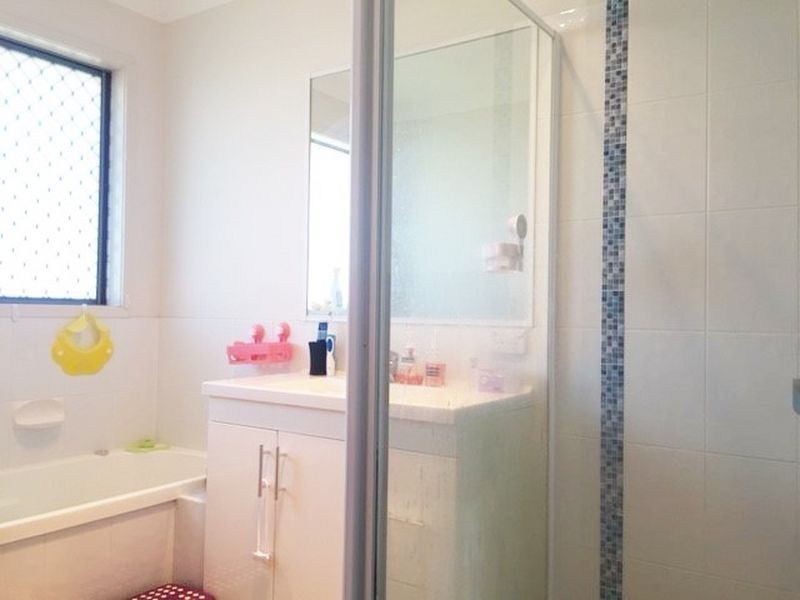 8 Melville Parade, North Lakes QLD 4509