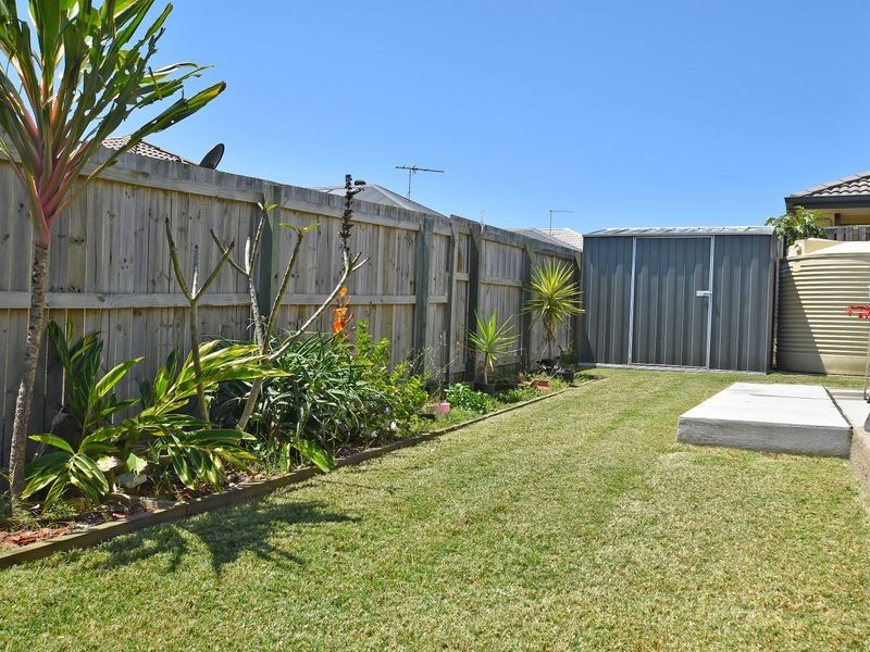 8 Melville Parade, North Lakes QLD 4509