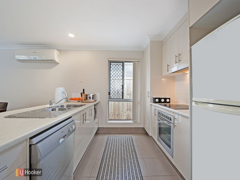 8 Suntrust Street, North Lakes QLD 4509