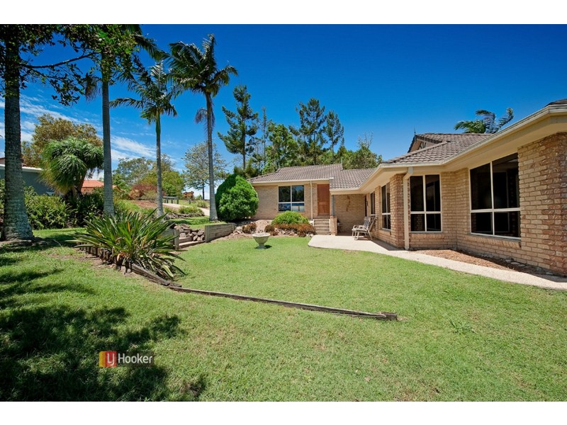 4 Homestead Place, Petrie QLD 4502