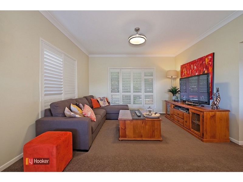 7 Thomson Close, North Lakes QLD 4509