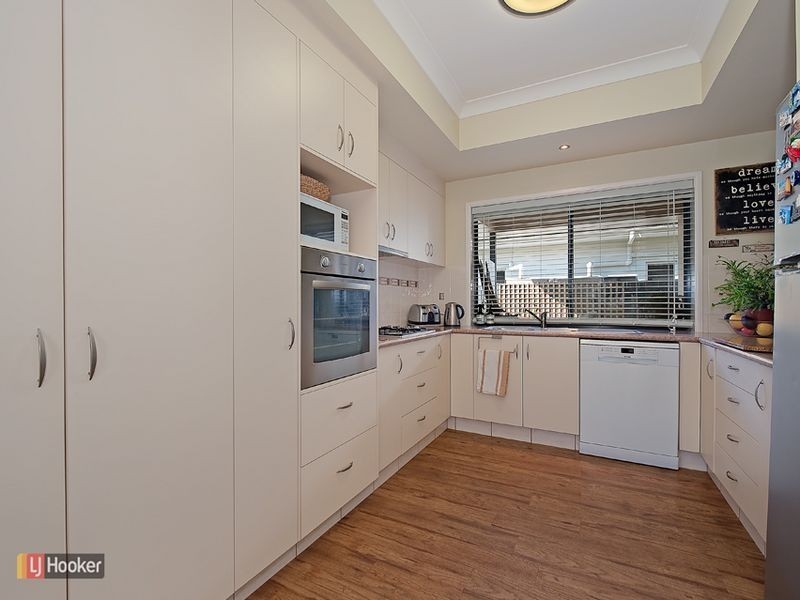 7 Thomson Close, North Lakes QLD 4509