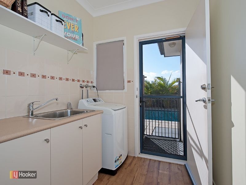 7 Thomson Close, North Lakes QLD 4509