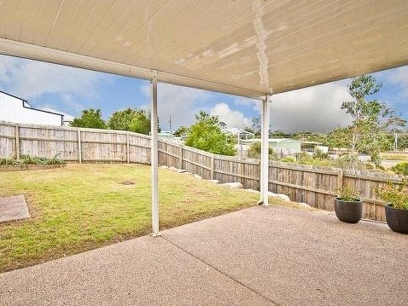 8 Aretha Lane, Narangba QLD 4504