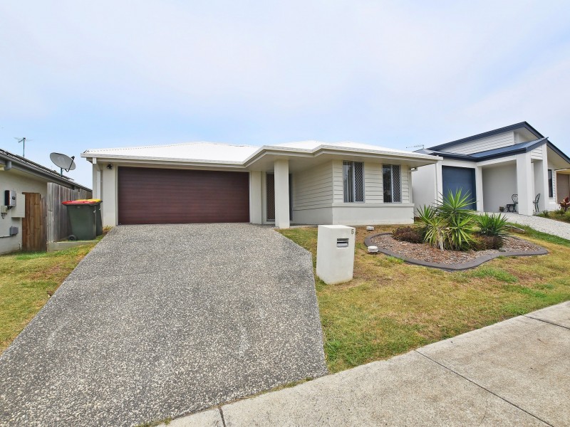5 Toby Close, Kallangur QLD 4503