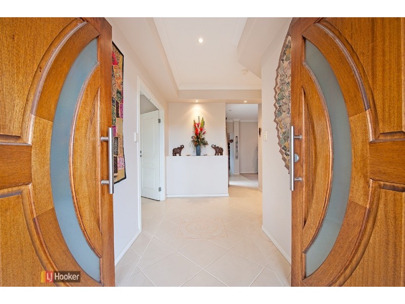 4 Brookfield Street, North Lakes QLD 4509