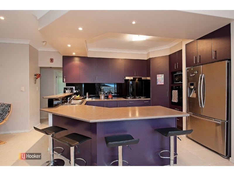 4 Brookfield Street, North Lakes QLD 4509