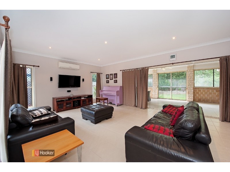 4 Brookfield Street, North Lakes QLD 4509
