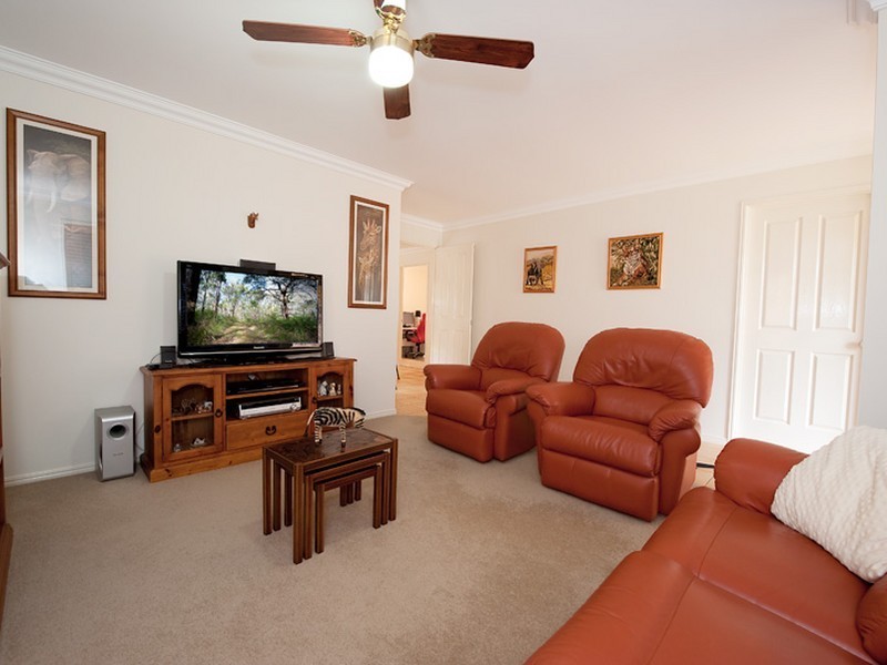 59 Glass House Circuit, Kallangur QLD 4503