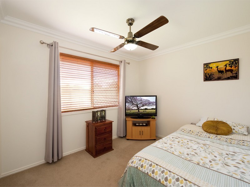 59 Glass House Circuit, Kallangur QLD 4503
