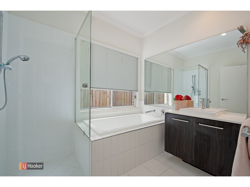 58 Gibbs Street, North Lakes QLD 4509