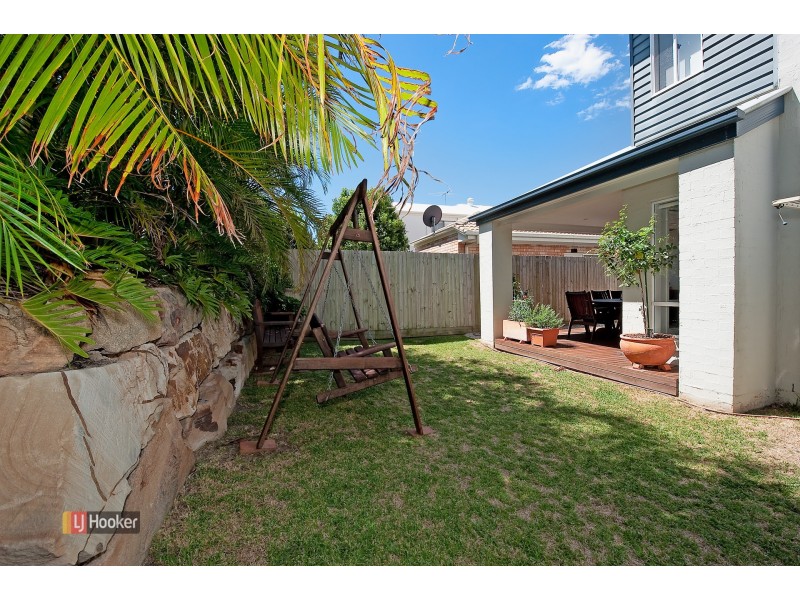 8 Satinash Court, North Lakes QLD 4509