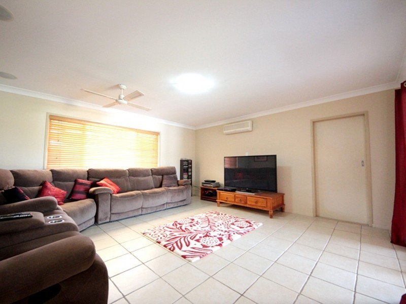 3 Tuffley Court, Kallangur QLD 4503