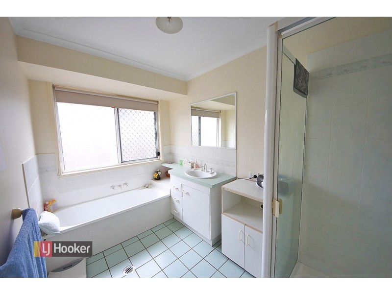 44 Mountain Blue Drive, Kallangur QLD 4503