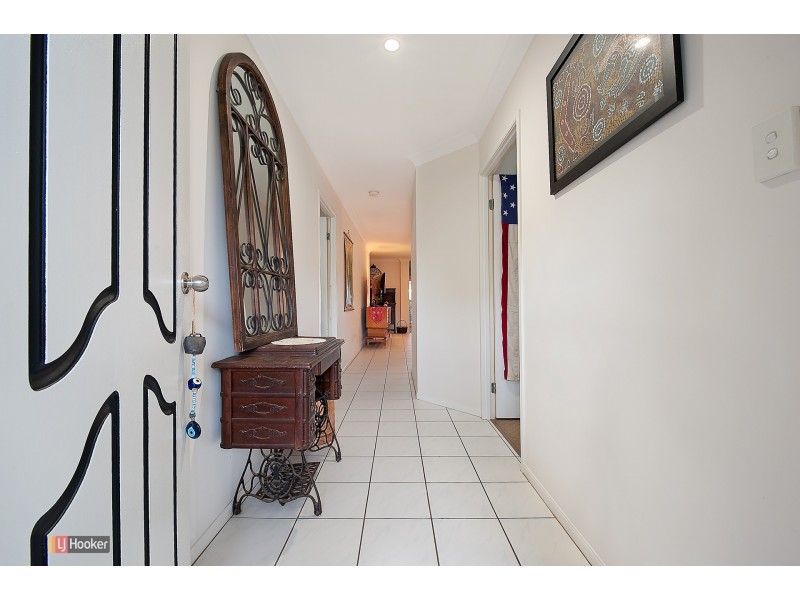 3 Atthow Street, North Lakes QLD 4509