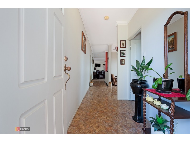 14 Marsh Parade, North Lakes QLD 4509