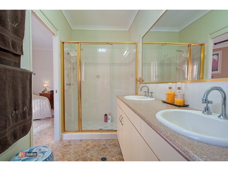 14 Marsh Parade, North Lakes QLD 4509