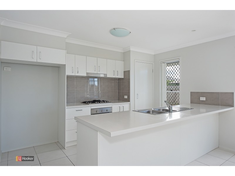 1 Dickson Crescent, North Lakes QLD 4509