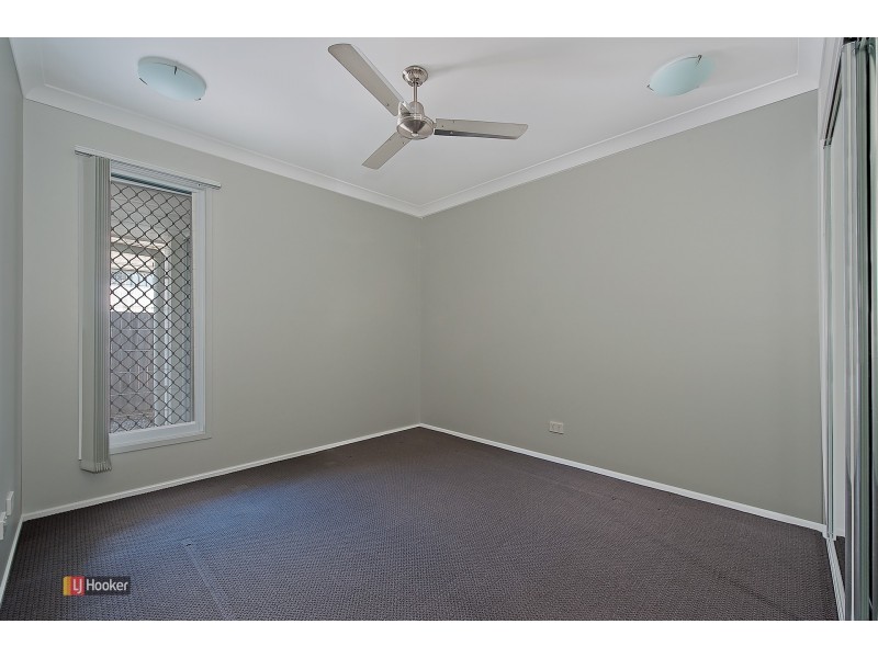 1 Dickson Crescent, North Lakes QLD 4509