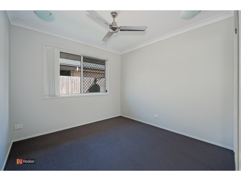 1 Dickson Crescent, North Lakes QLD 4509