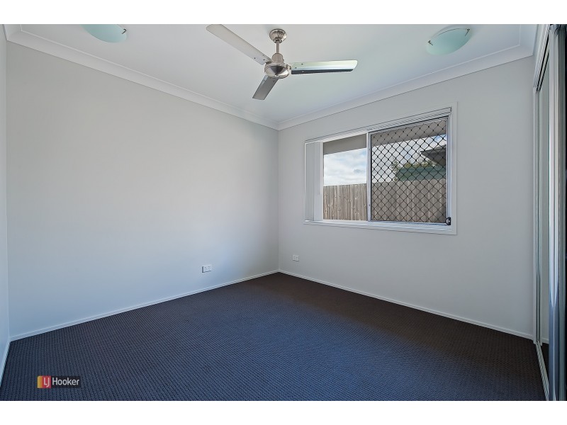 1 Dickson Crescent, North Lakes QLD 4509