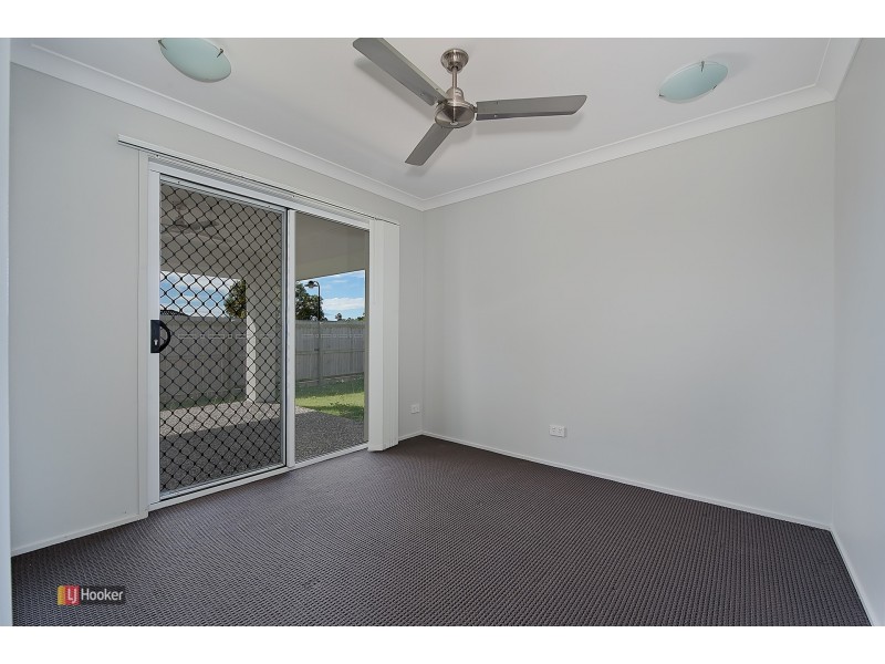 1 Dickson Crescent, North Lakes QLD 4509