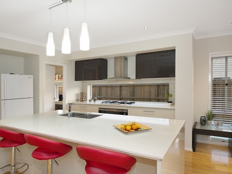 8 Capricorn Circuit, North Lakes QLD 4509