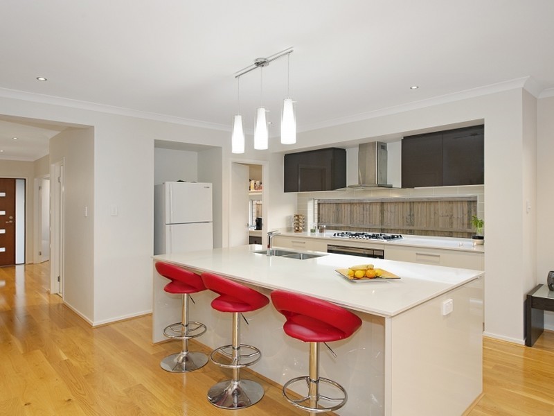 8 Capricorn Circuit, North Lakes QLD 4509