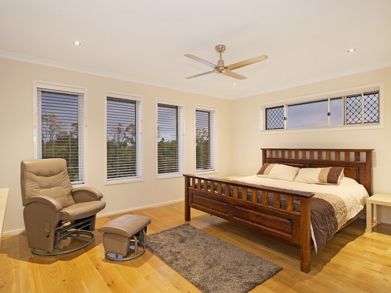 8 Capricorn Circuit, North Lakes QLD 4509