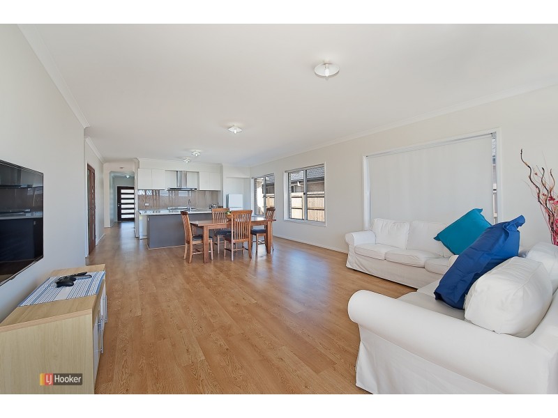 33 Campbell Drive, Mango Hill QLD 4509