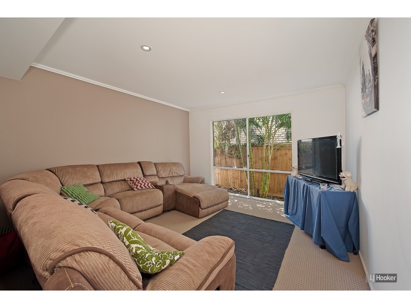 10 Franklin Street, North Lakes QLD 4509