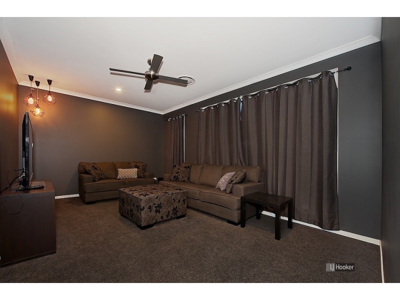 18 Timbury Street, Mango Hill QLD 4509