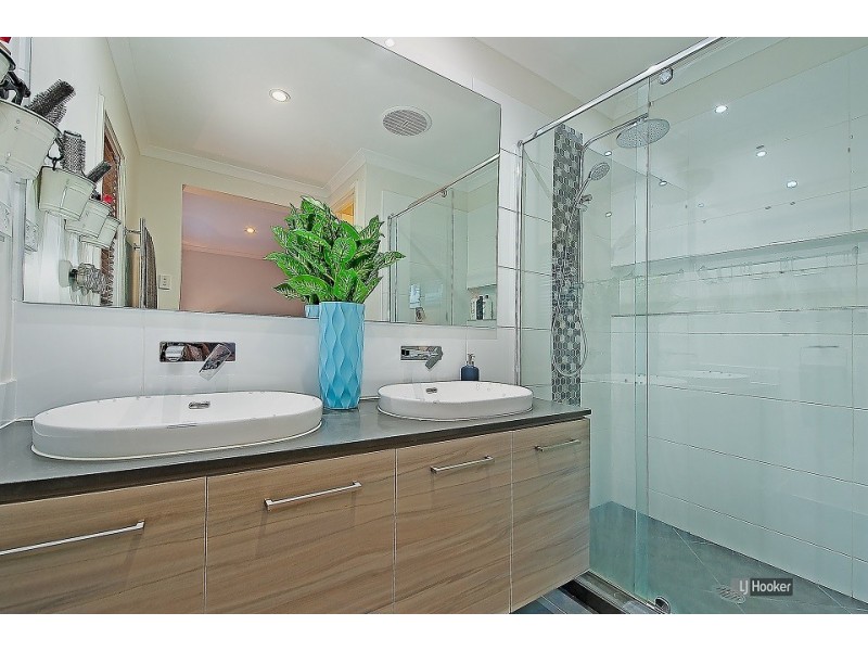 18 Timbury Street, Mango Hill QLD 4509