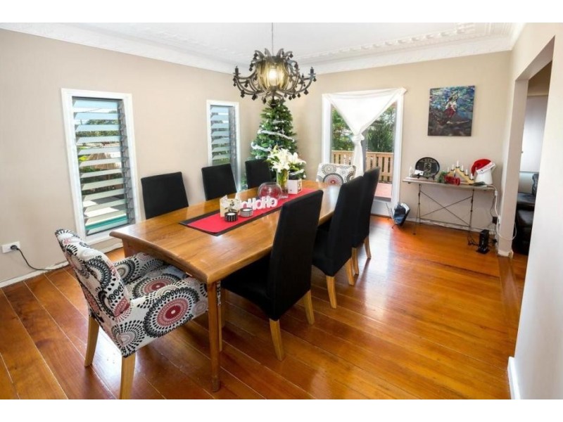 595 Oxley Ave, Scarborough QLD 4020